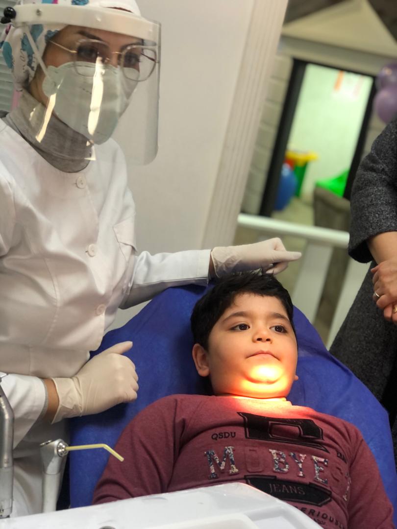 دندانپزشکی دکتر الناز صفدریان