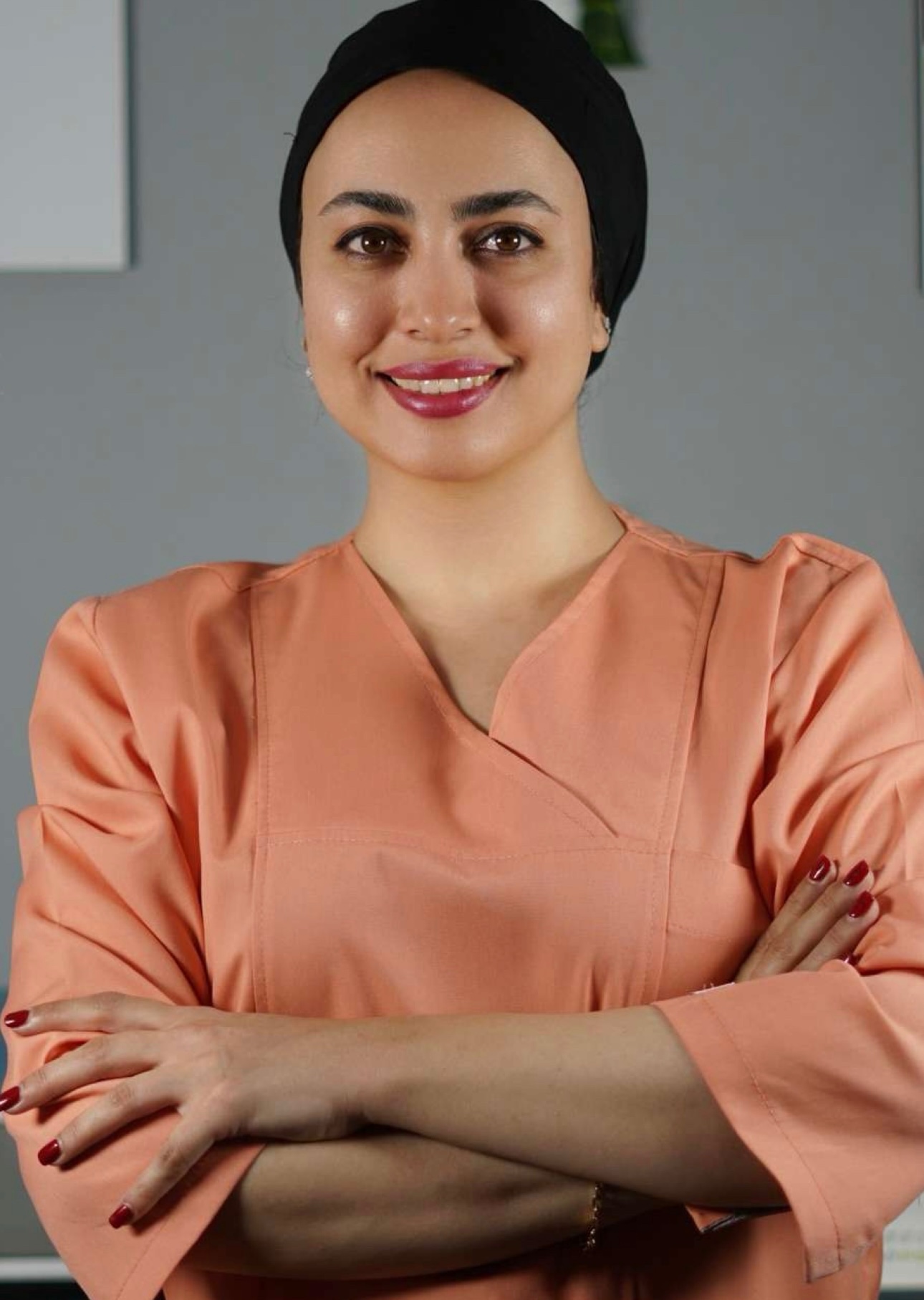 مرکز دندانپزشکی دکتر ایلناز عبدلی